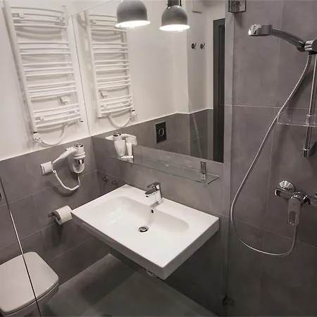 Bed & Breakfast Marcopolo House Warschau